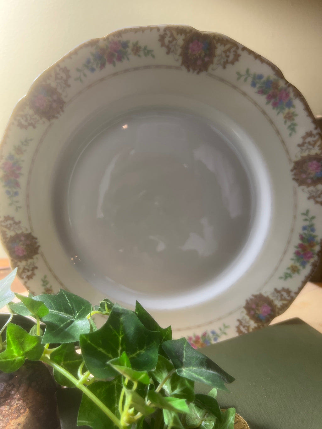 Vintage Floral Rim Soup Bowl with Gold Filigree